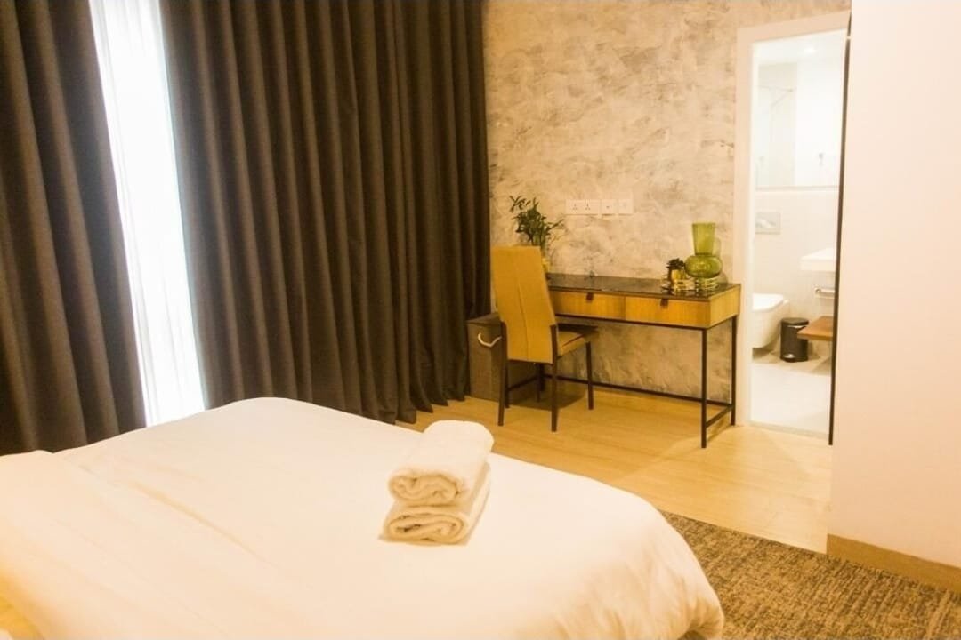 1 Bedroom Luxury Apartments In Cantonments