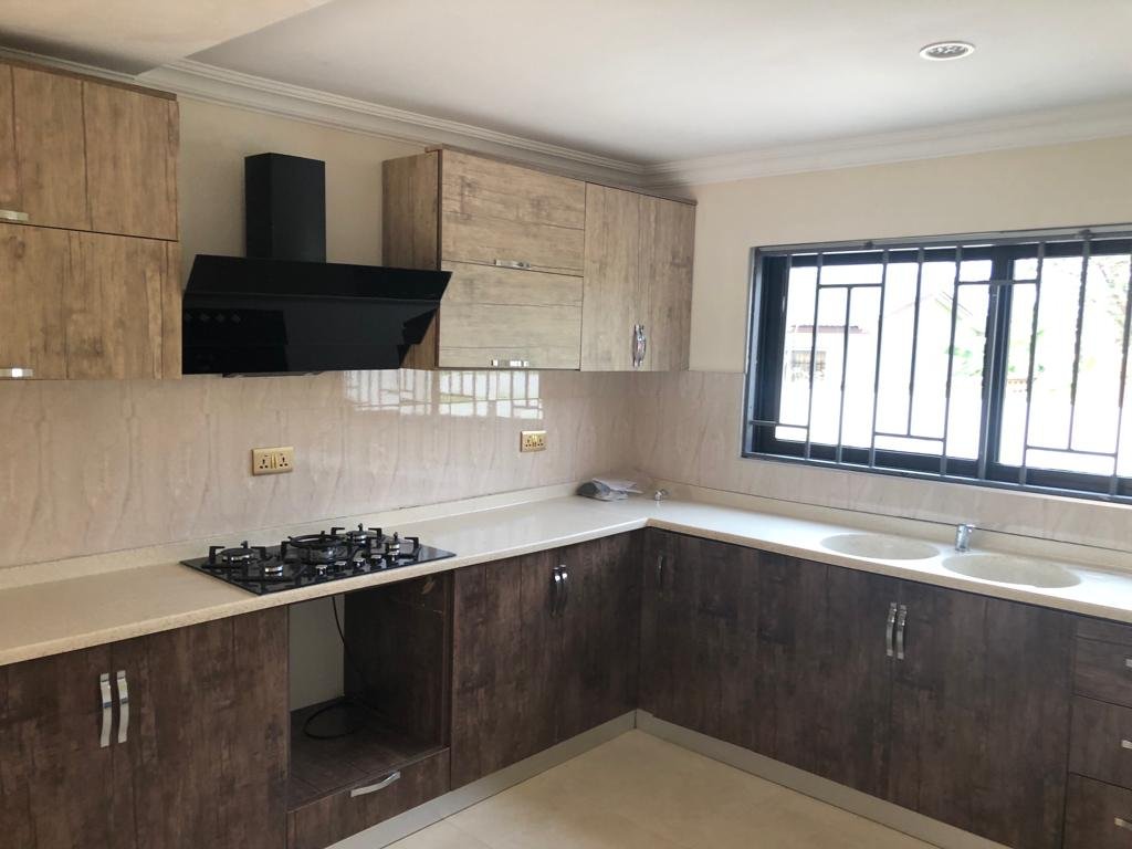 3 Bedroom Detached House In Tema Community 22