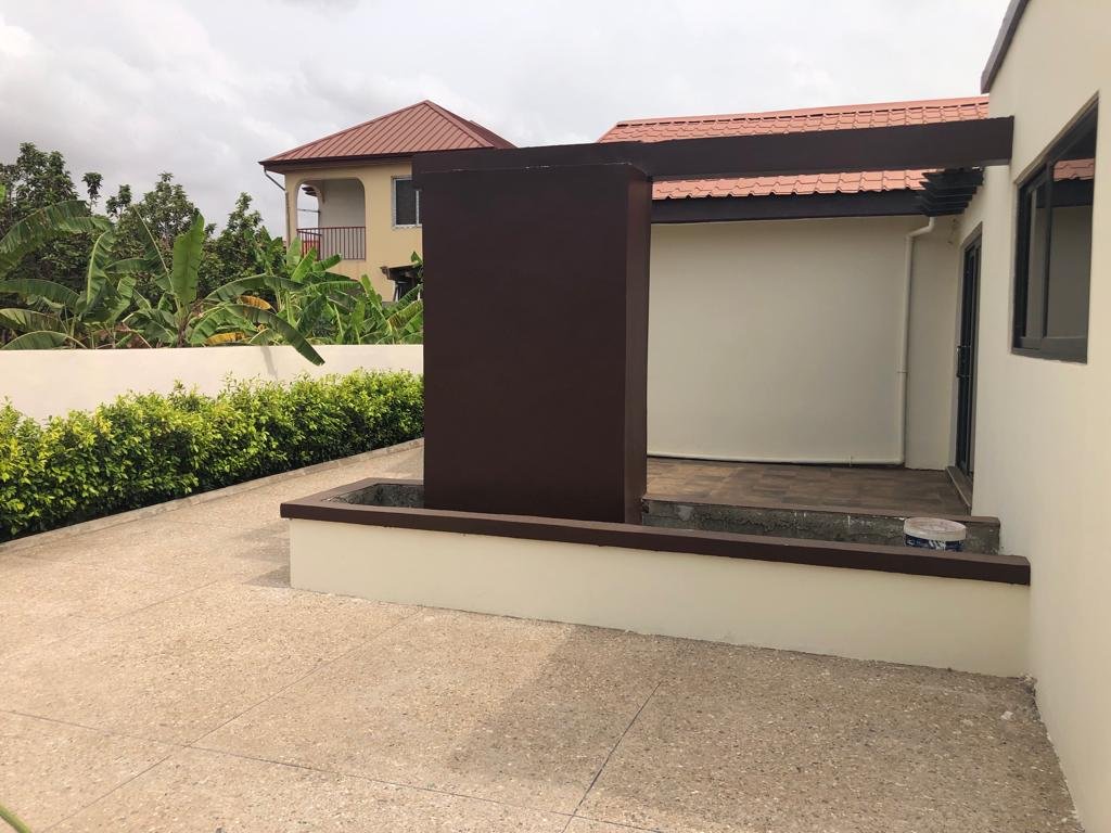 3 Bedroom Detached House In Tema Community 22