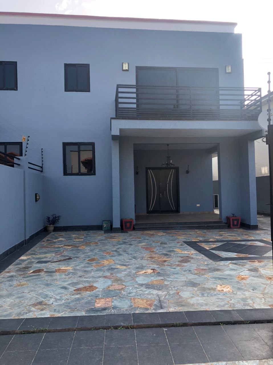 4 Bedroom House In Adjiringanor, East Legon
