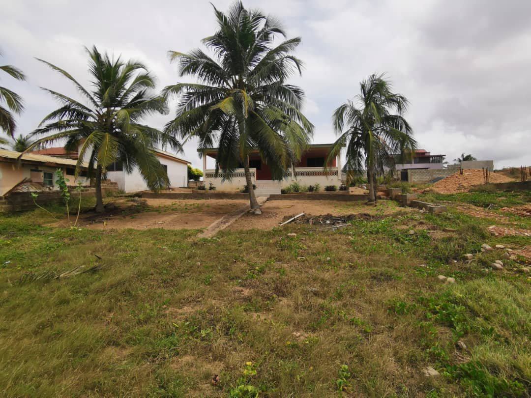 4 Bedroom House Near The Beach In Prampram