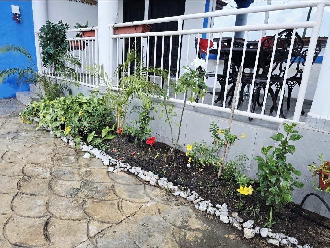 5 Bedroom House In Amasaman