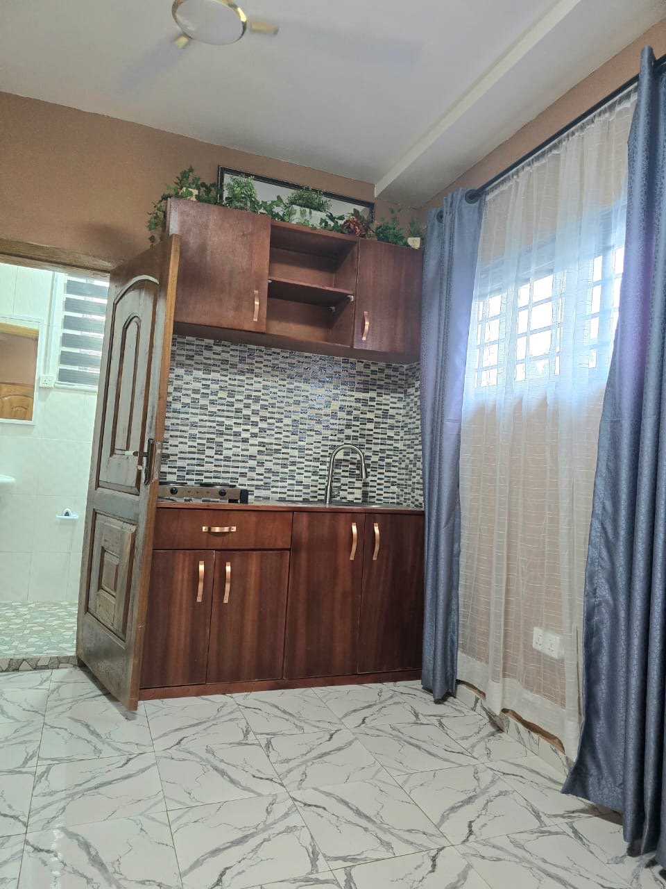5 Bedroom House In Amasaman