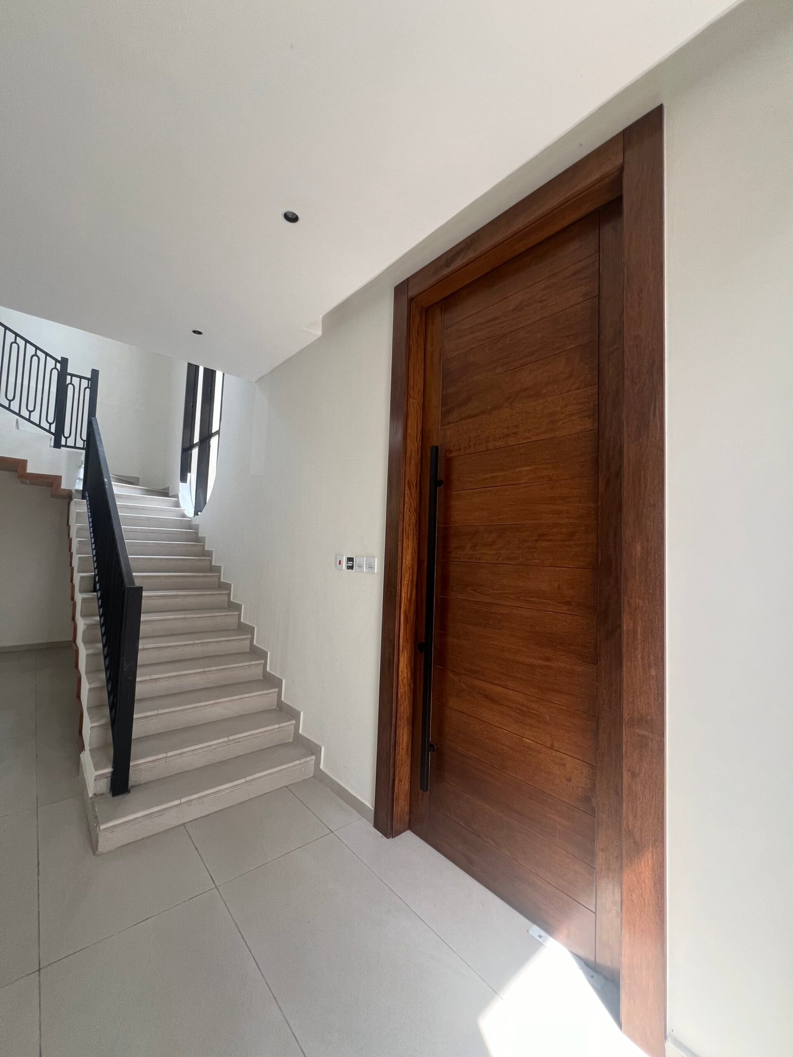 Executive 4 Bedroom House In TseAddo