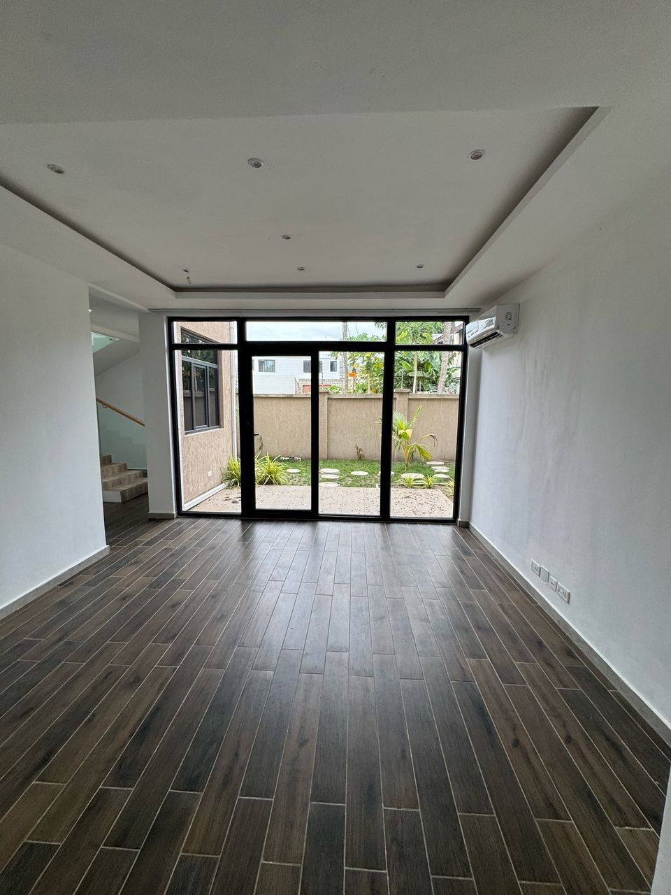 Executive 4 Bedroom Town House in Labone