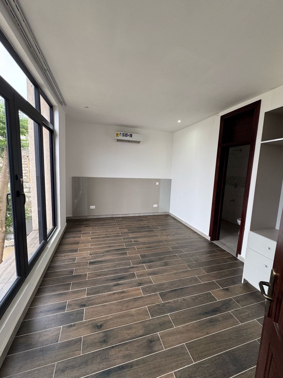 Executive 4 Bedroom Town House in Labone