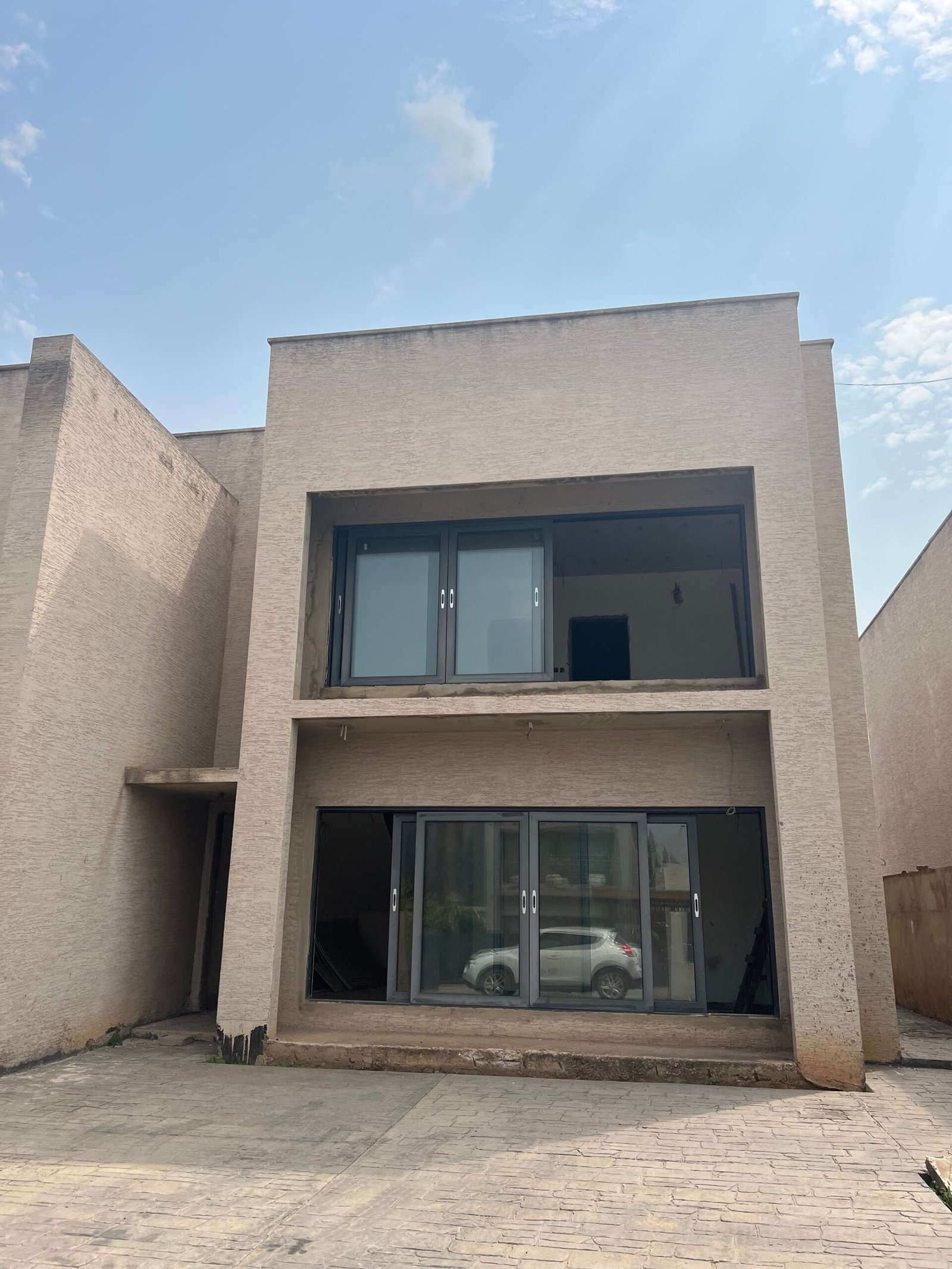 Executive 4 Bedroom TownHome at Tse Addo