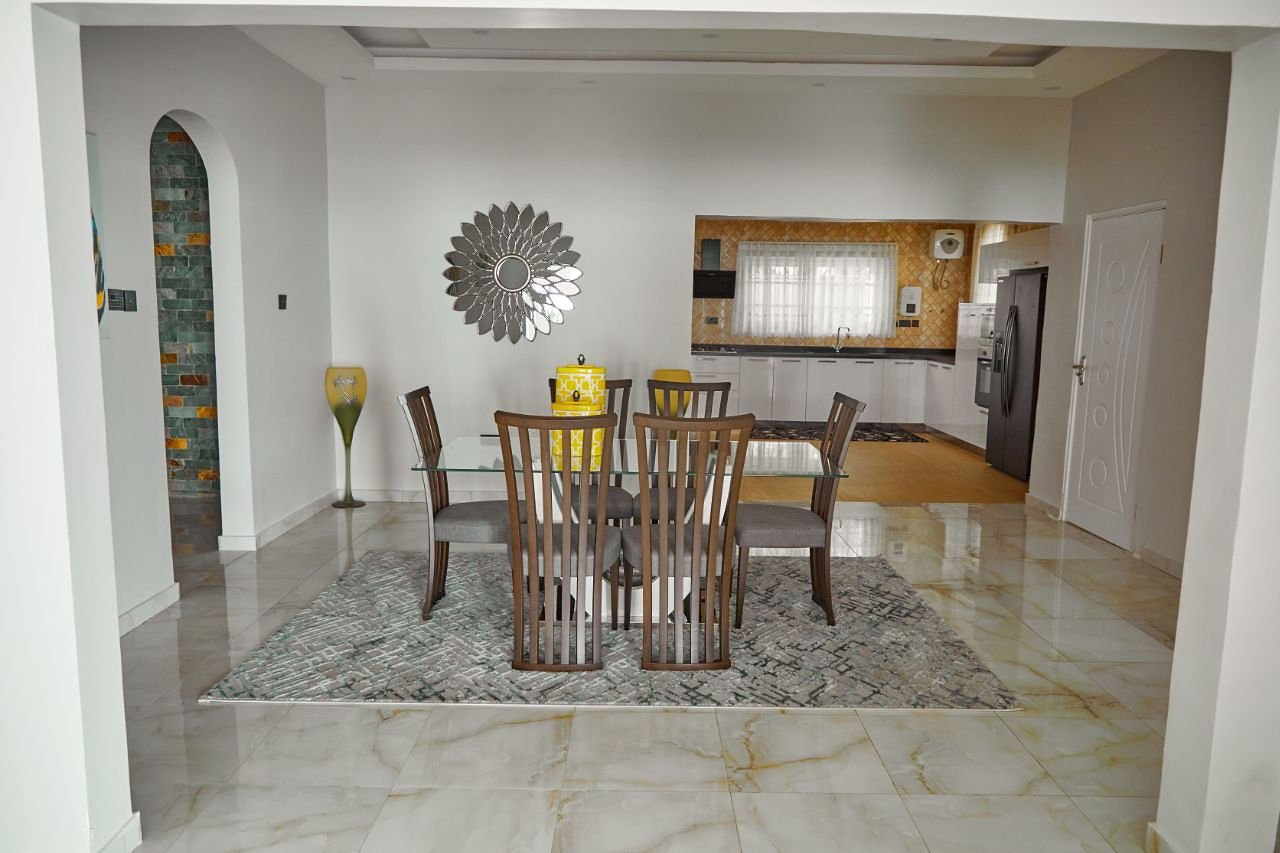 Executive 5 bedroom Beachfront Home in Prampram