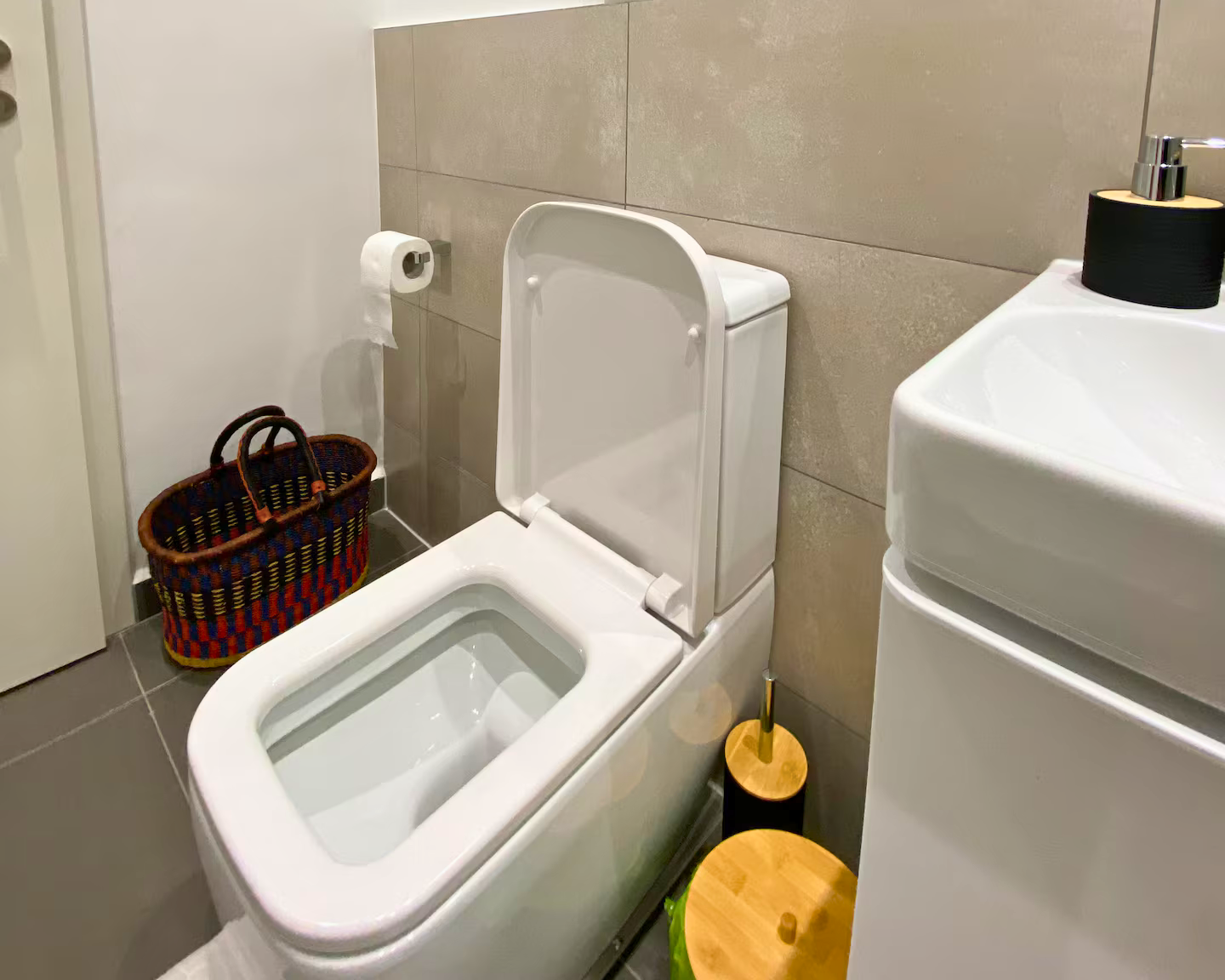 Executive Studio In East Legon