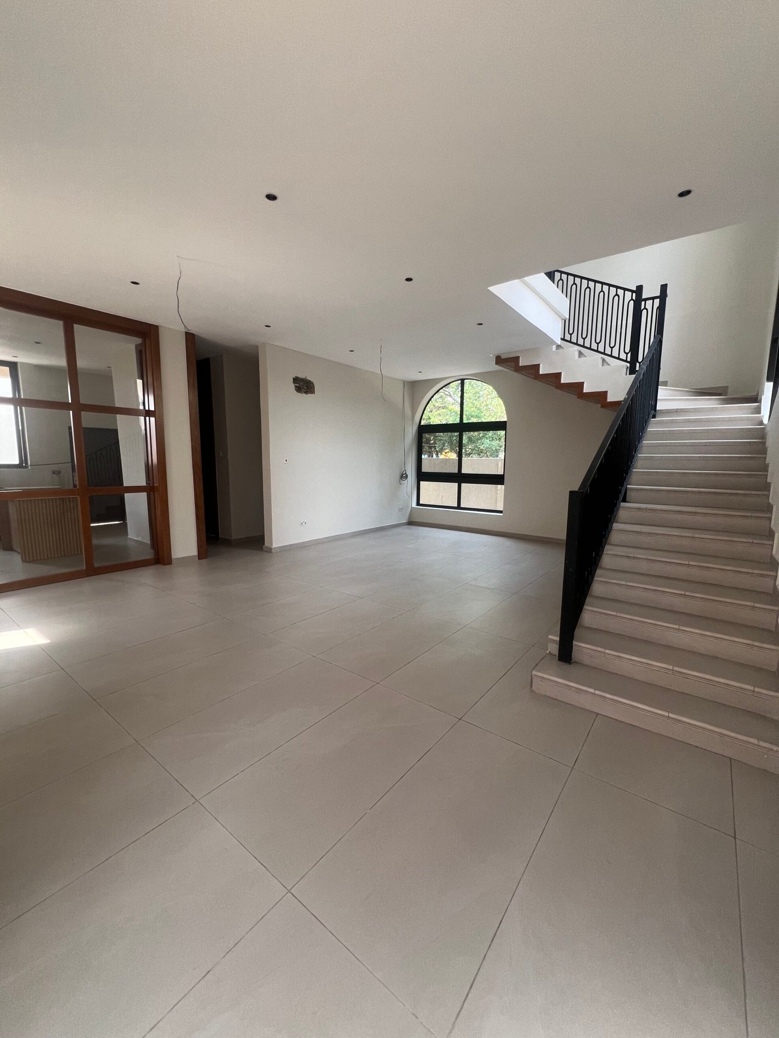 Luxury 4 Bedroom Townhome In East Legon