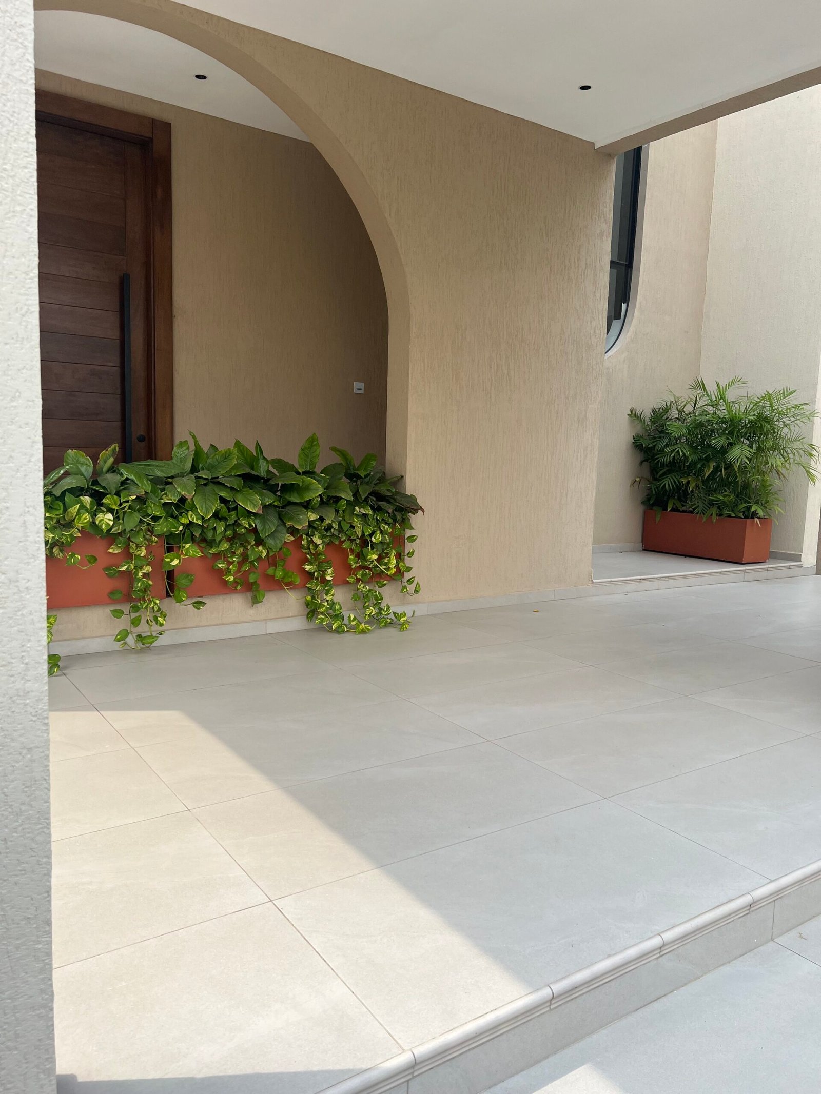 Luxury 4 Bedroom Townhome In East Legon