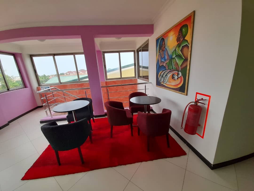 Modern 1 Bedroom Apartment In East Legon