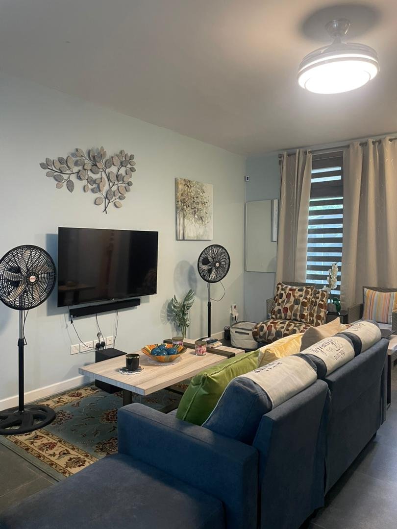 Modern 2 Bedroom Townhouse In Ayi Mensah