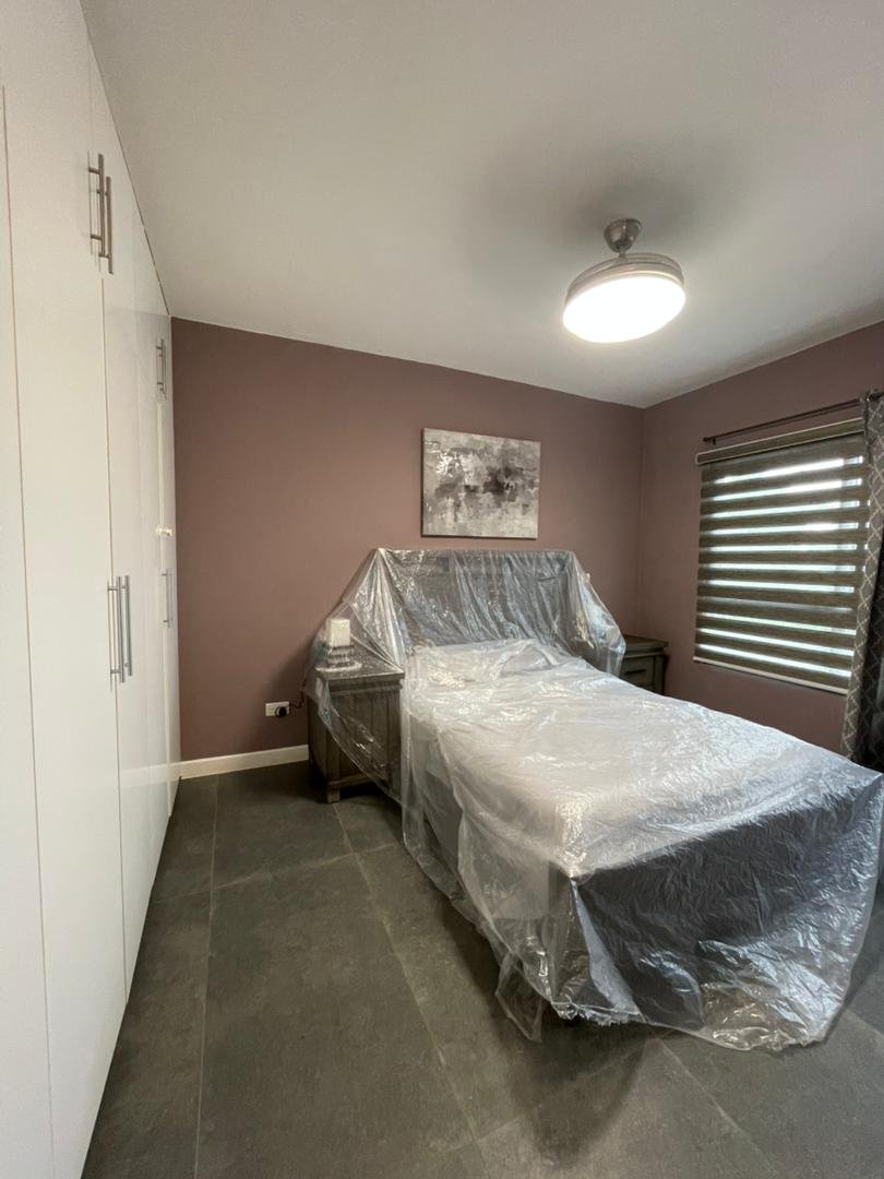 Modern 2 Bedroom Townhouse In Ayi Mensah