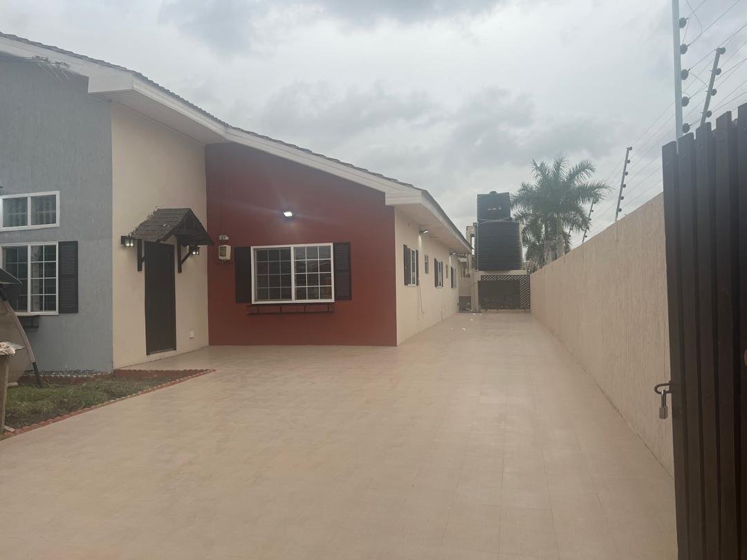 Modern 3 Bedroom Bungalow in East Legon Hills