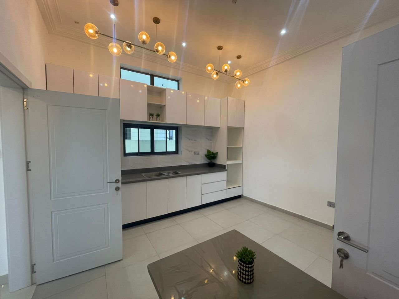 Modern 3 Bedroom in Ayi Mensah