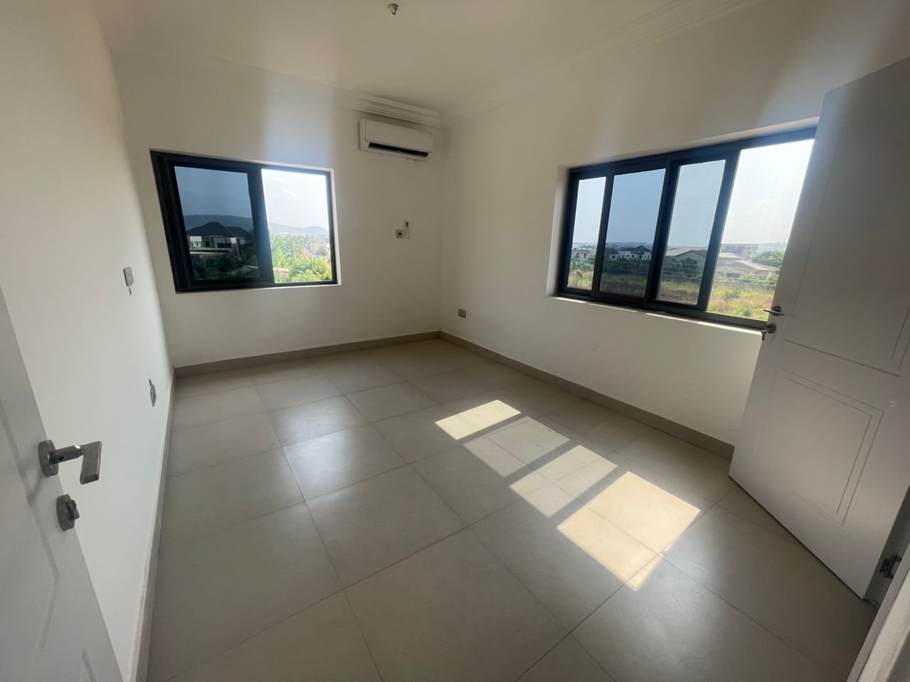 Modern 3 Bedroom in Ayi Mensah