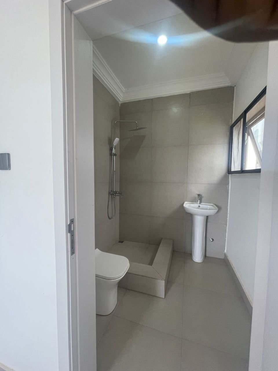 Modern 3 Bedroom in Ayi Mensah