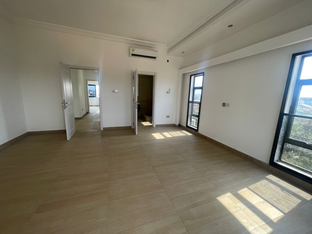 Modern 3 Bedroom in Ayi Mensah
