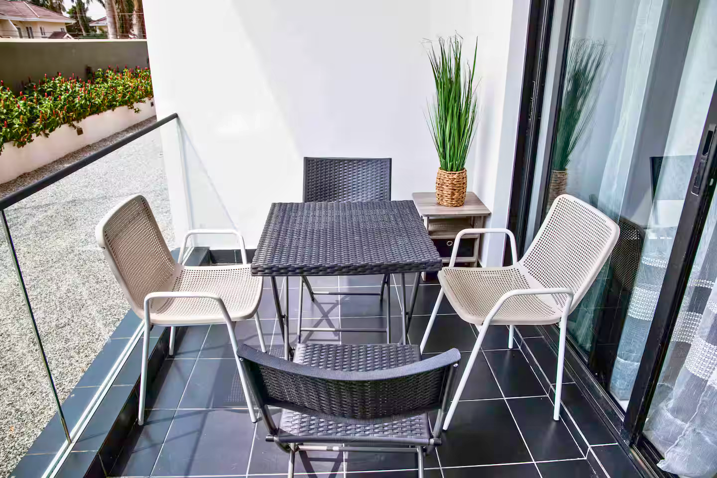 Modern Studio Apartment in Cantonments