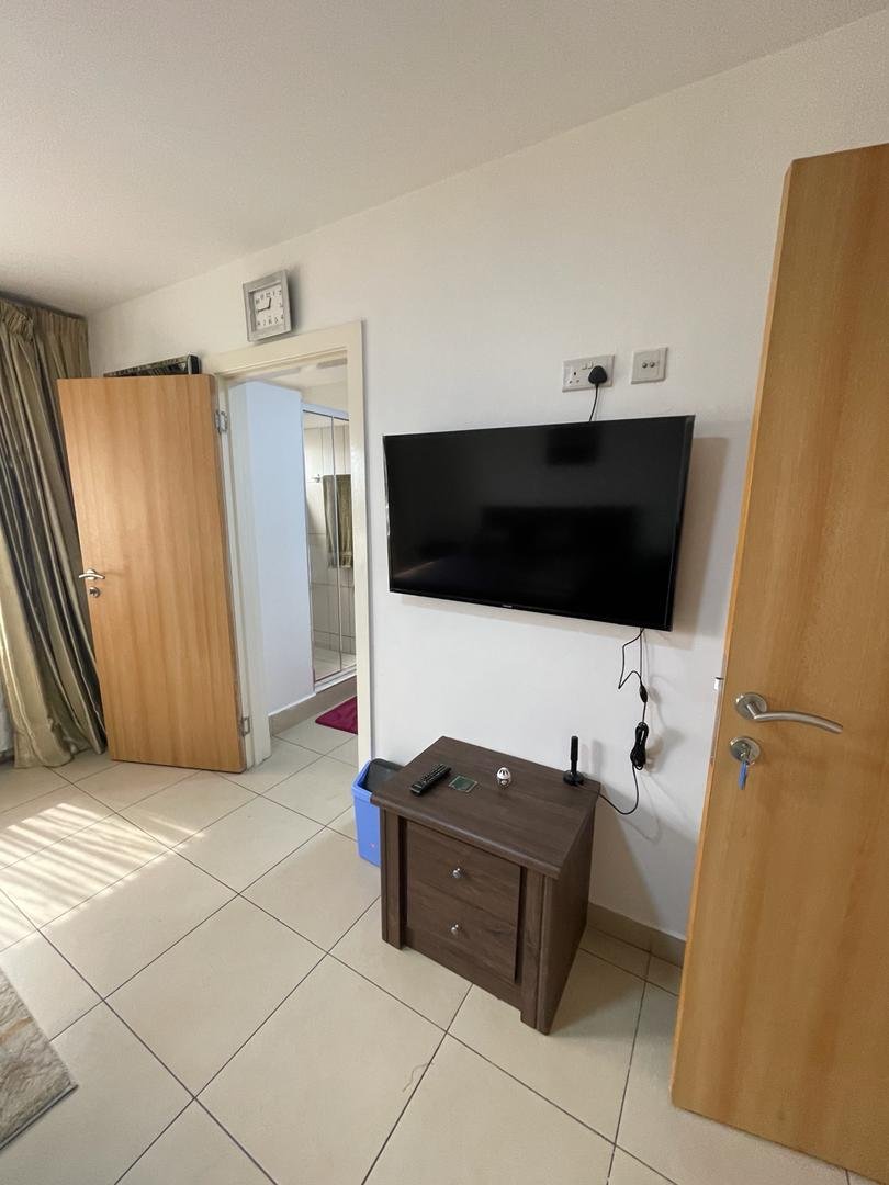 Prime 2 Bedroom Apartment In Airport Residential Area