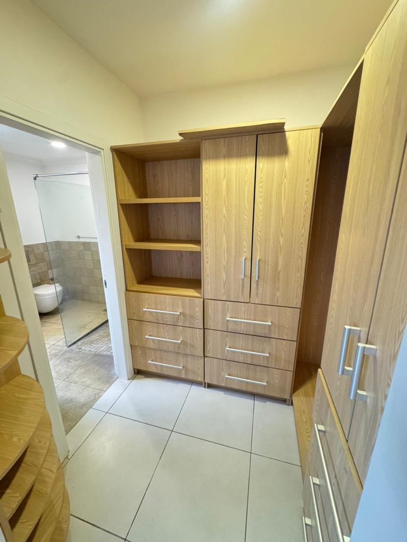 Prime 3 Bedroom Apartment In Labone