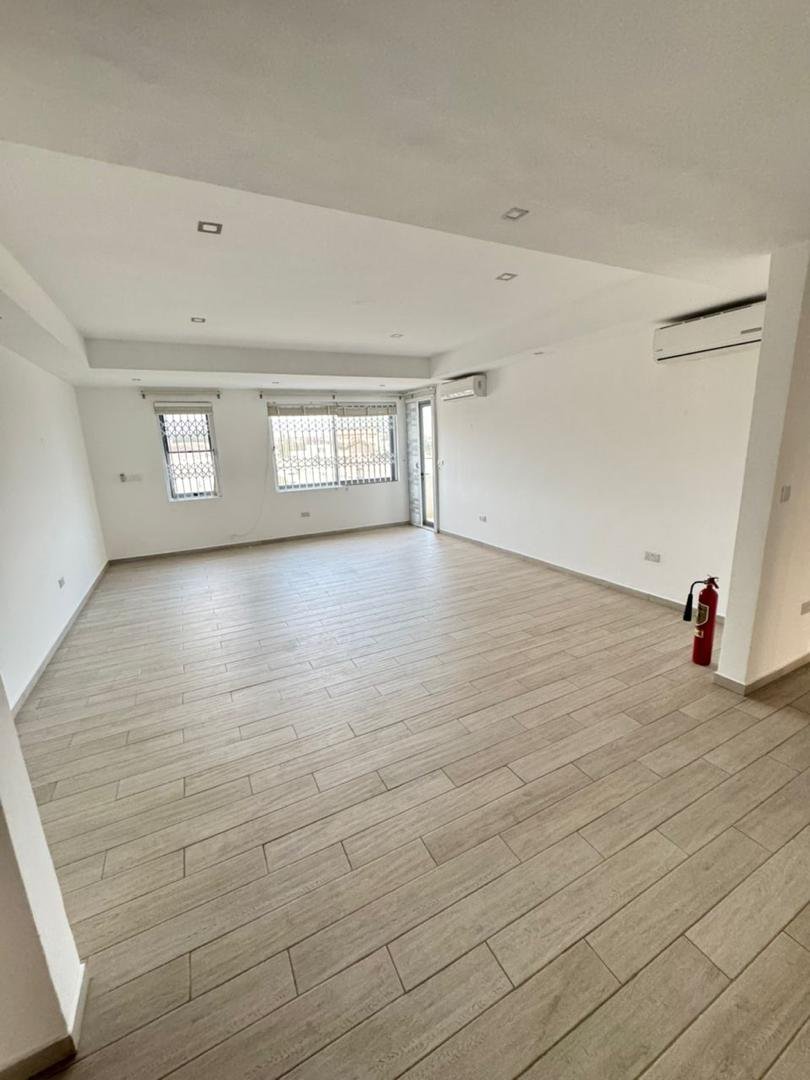 Prime 3 Bedroom Apartment In Labone