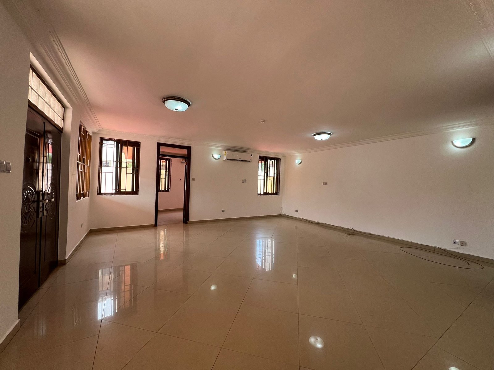 Prime 4 Bedroom House In Adjiringanor East Legon