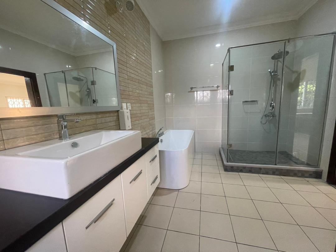 Prime 5 Bedroom Townhouse in Cantonments