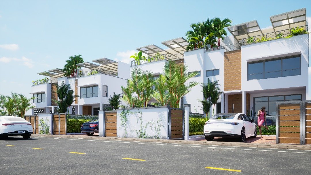 Upscale 3 Bedroom Townhouse In Adenta