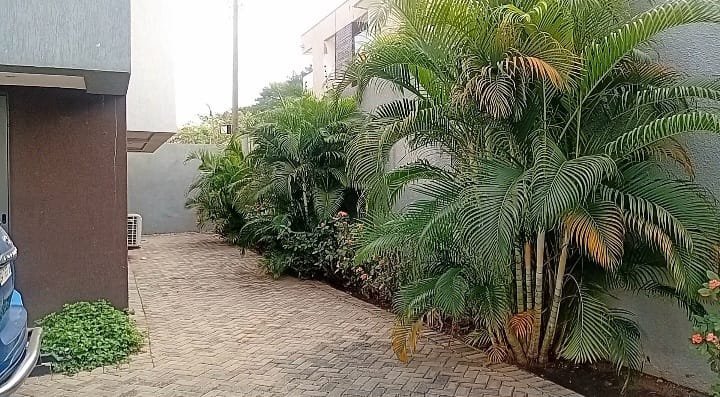 Executive 4 Bedroom Townhouse For Rent In Airport Residential Area
