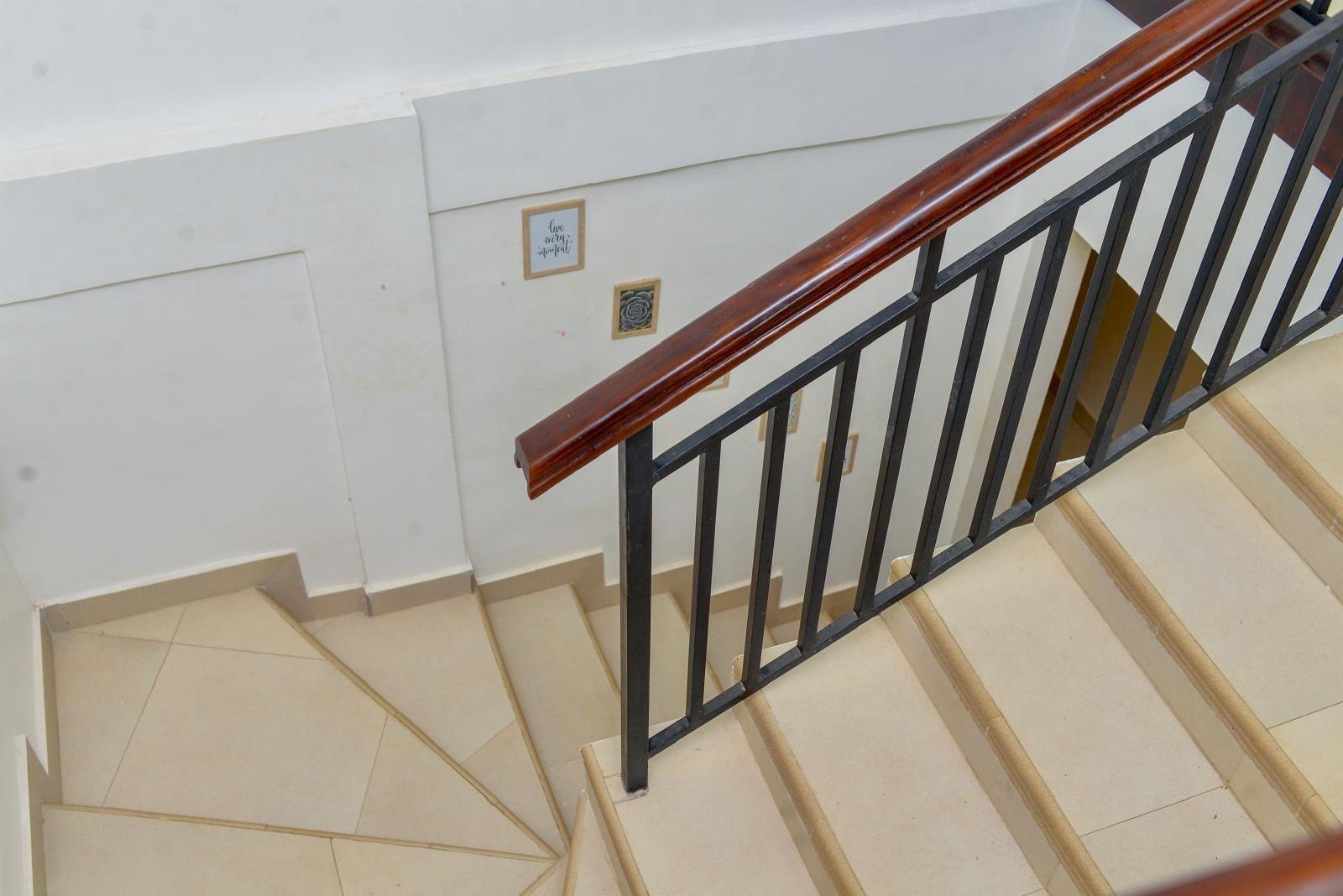 Furnished 4-Bedroom House with Solar & Security for Rent in Tema – $1,100