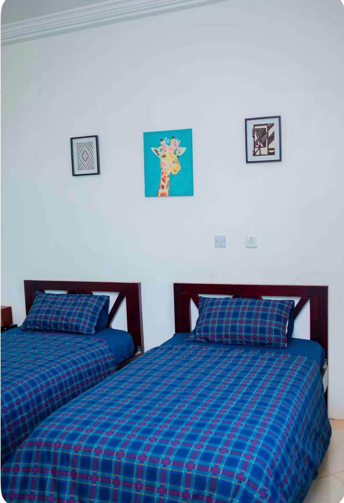 Furnished 4-Bedroom House with Solar & Security for Rent in Tema – $1,100