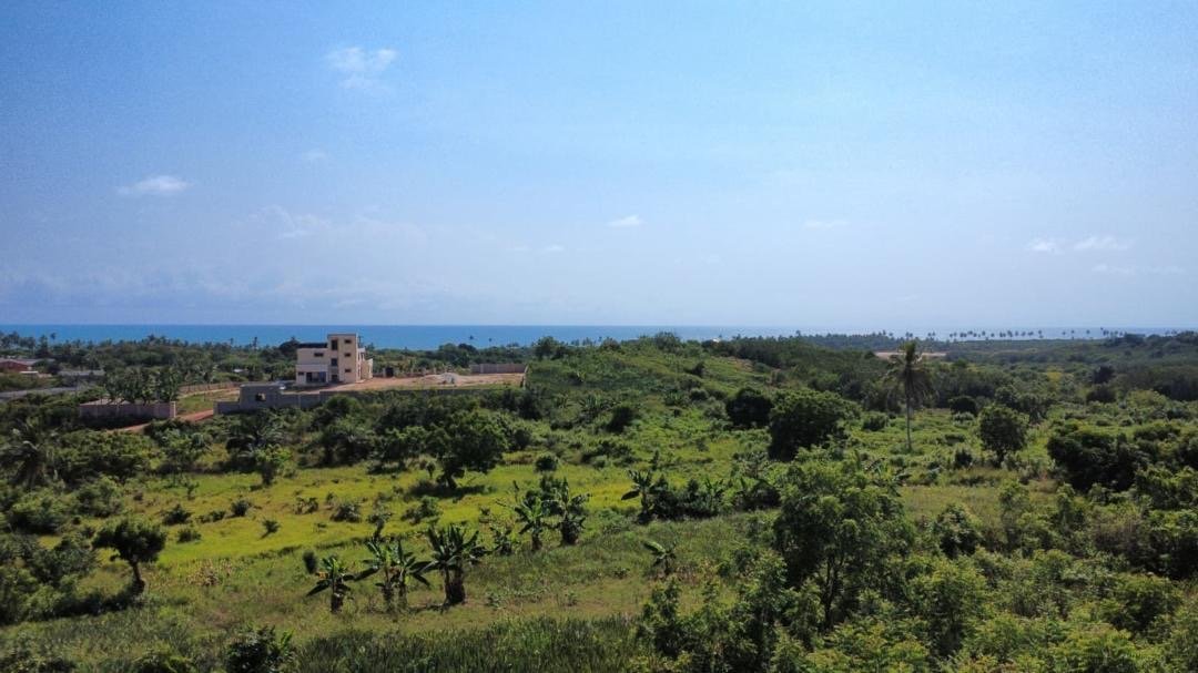 Half Acre Coastal Land for Sale in Cape Coast, Central Region – Ideal for Investment or Vacation Development