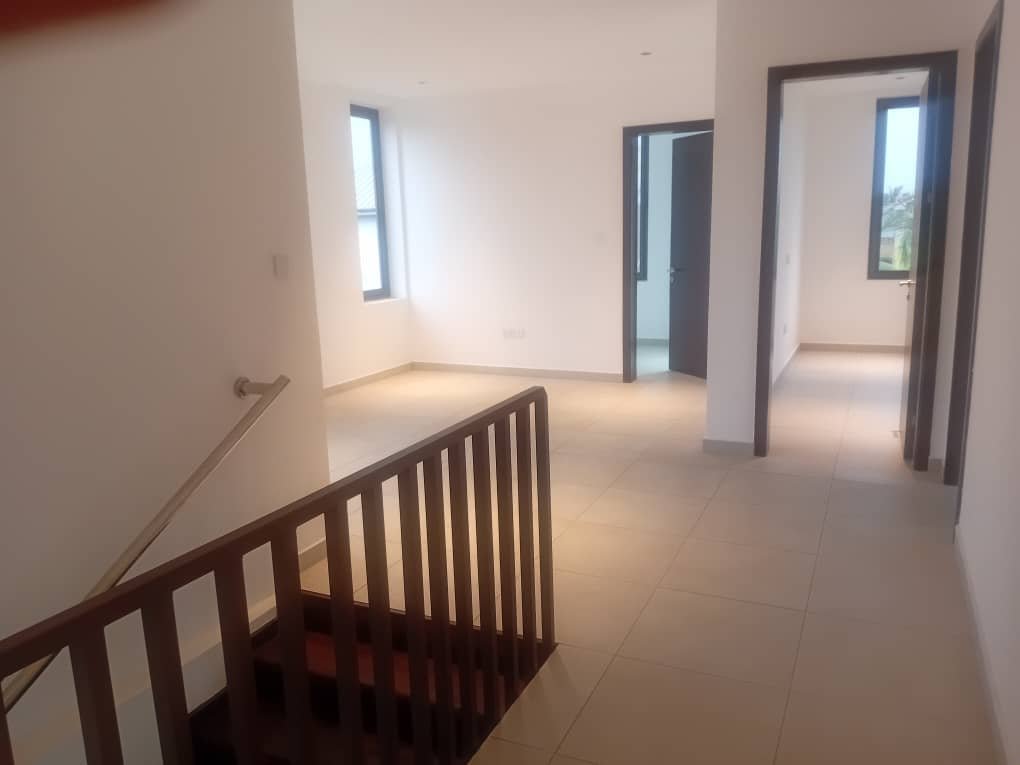 Luxury 3-Bedroom House with Home Office for Sale in Ashaley Botwe, Accra
