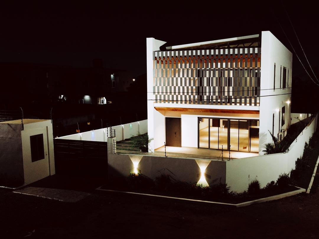 Luxury 3-Bedroom House with Home Office for Sale in Ashaley Botwe, Accra