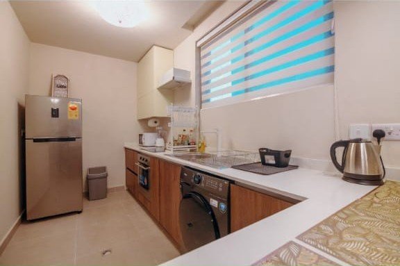 Modern Smart 1-Bedroom Apartment in North Legon