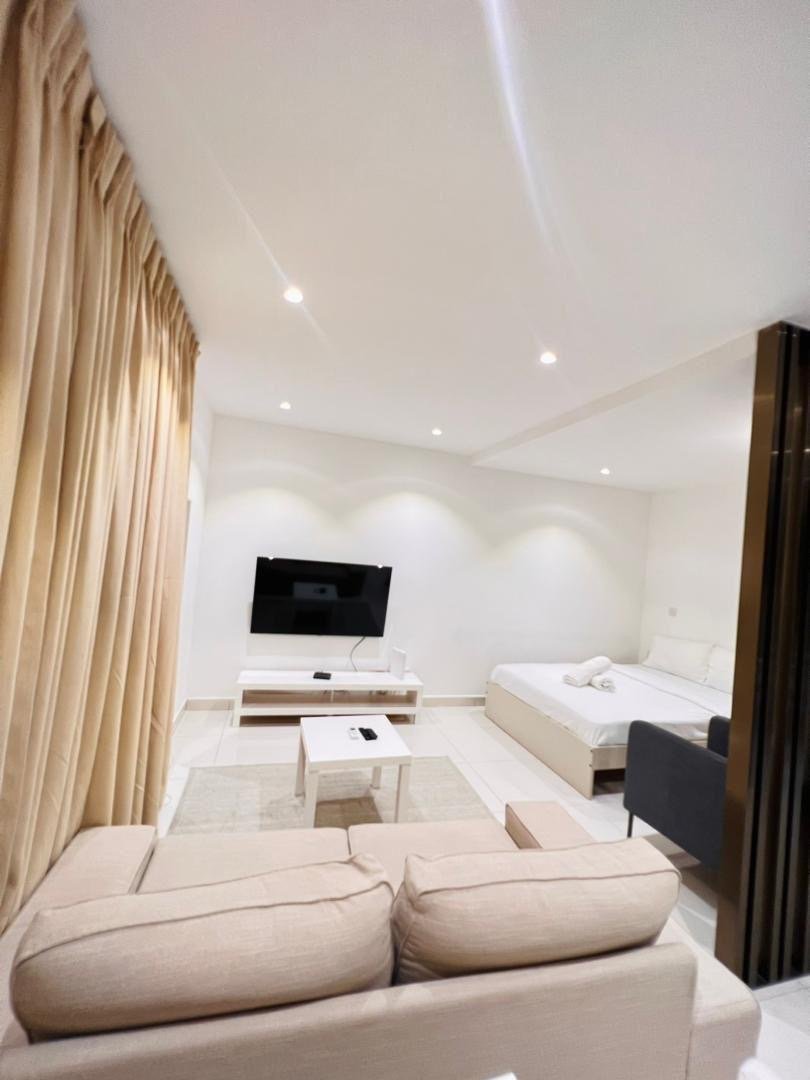 Studio Apartment For Sale in Airport Residential