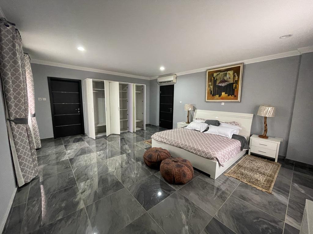 3 Bedroom Apartment In Airport Residential