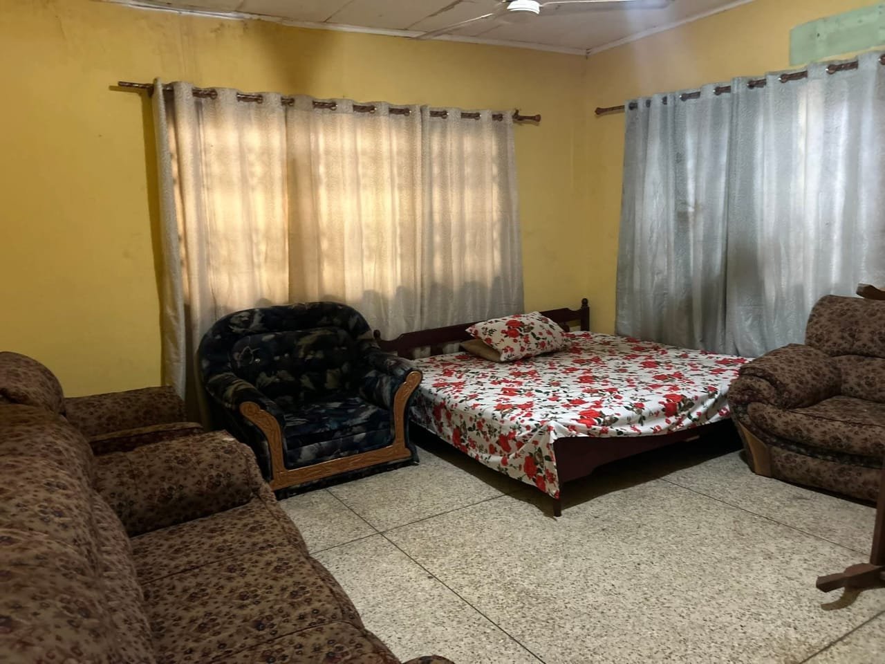 4-Bedroom House for Rent in Tema – Secure Family Living (Short & Long Stay Options)