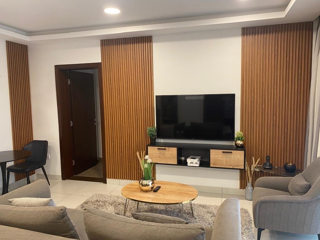 Executive 2 Bedroom Residence with Premium Amenities- North Ridge