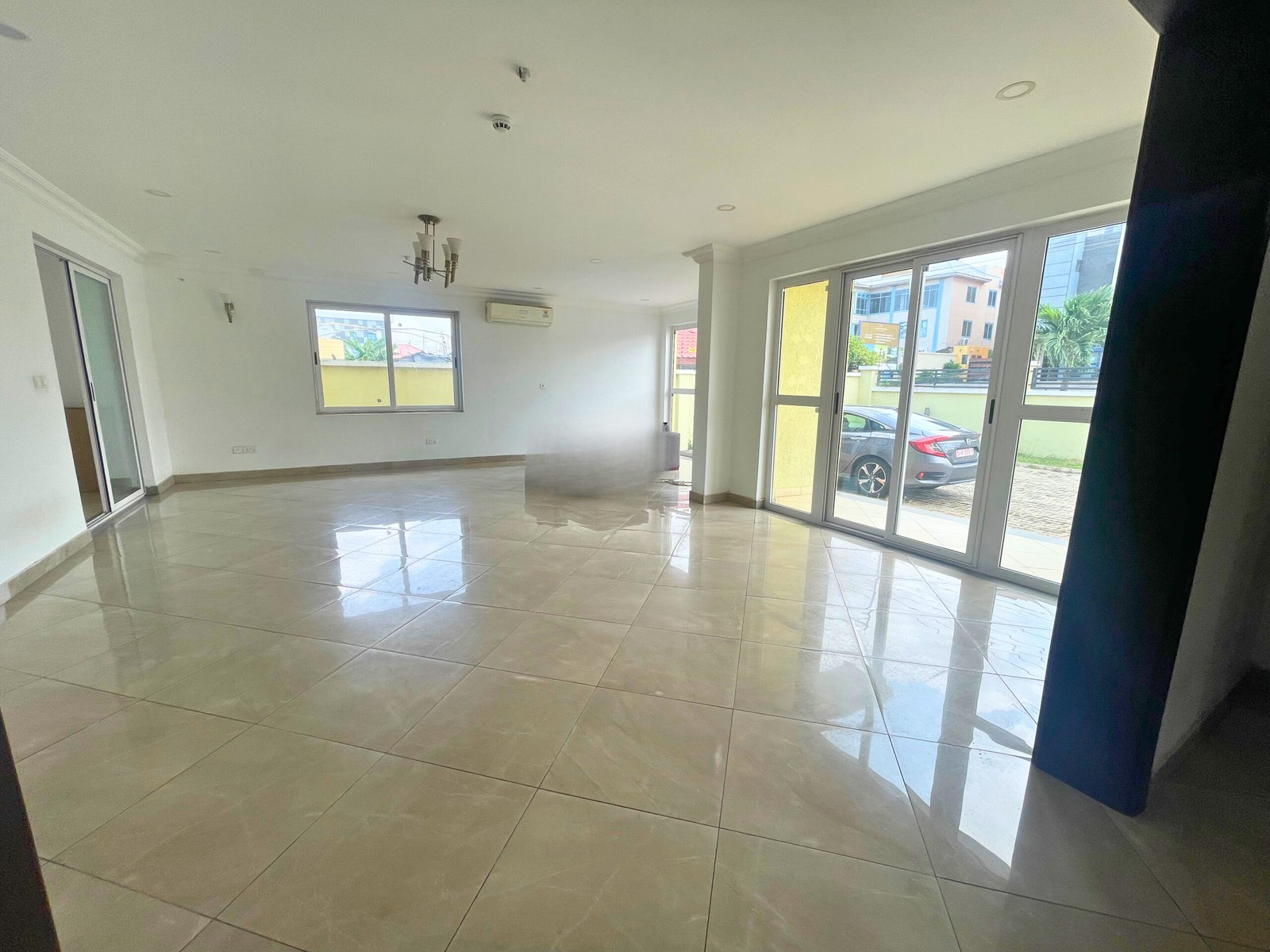 Executive Commercial Space in Adjiringanor East Legon