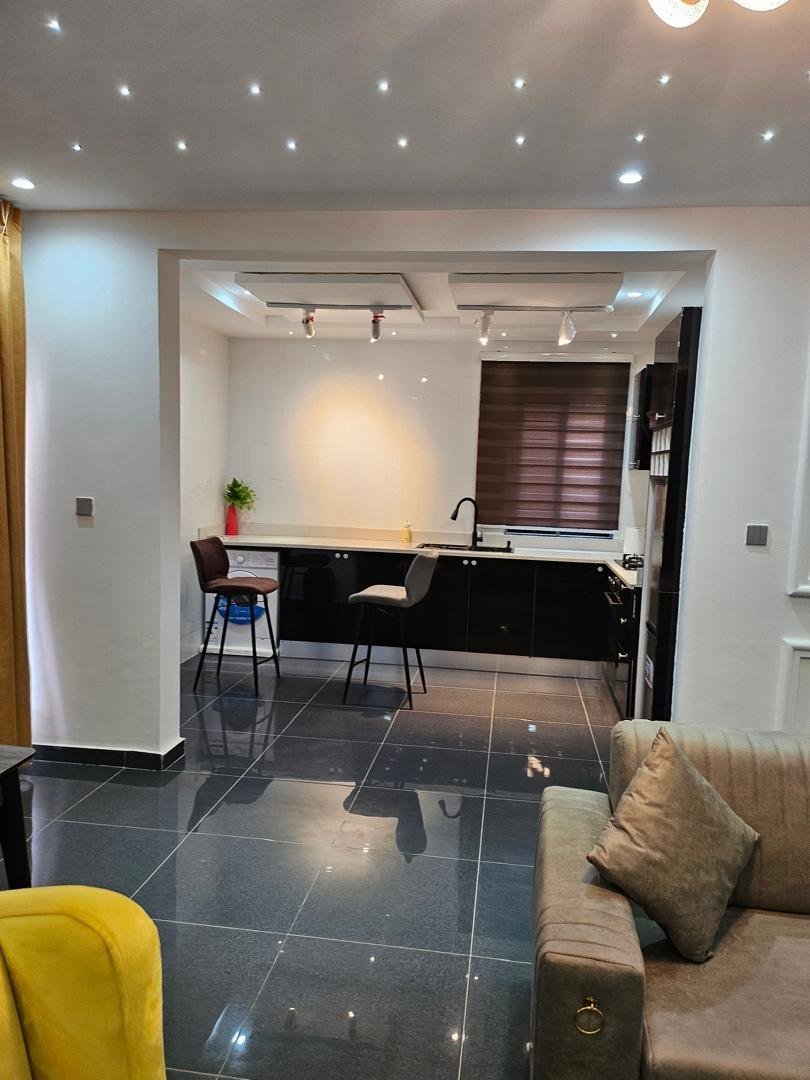 Executive One Bedroom Apartment in Lakeside Estate