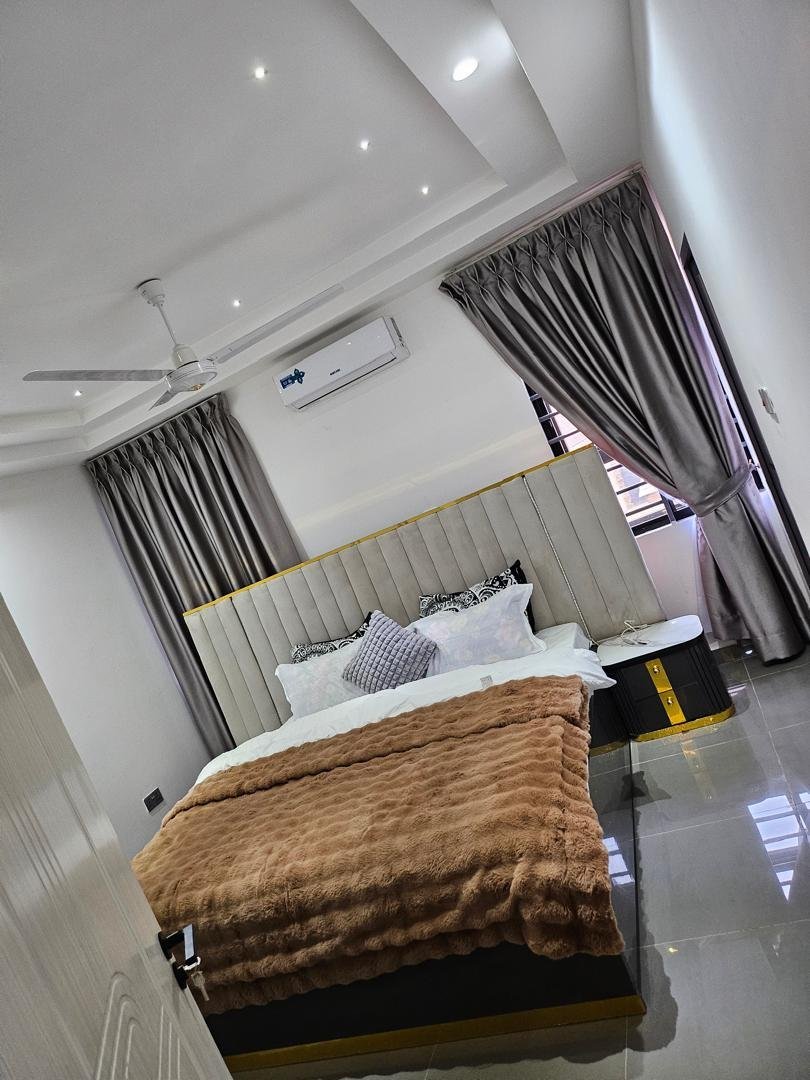 Executive One Bedroom Apartment in Lakeside Estate