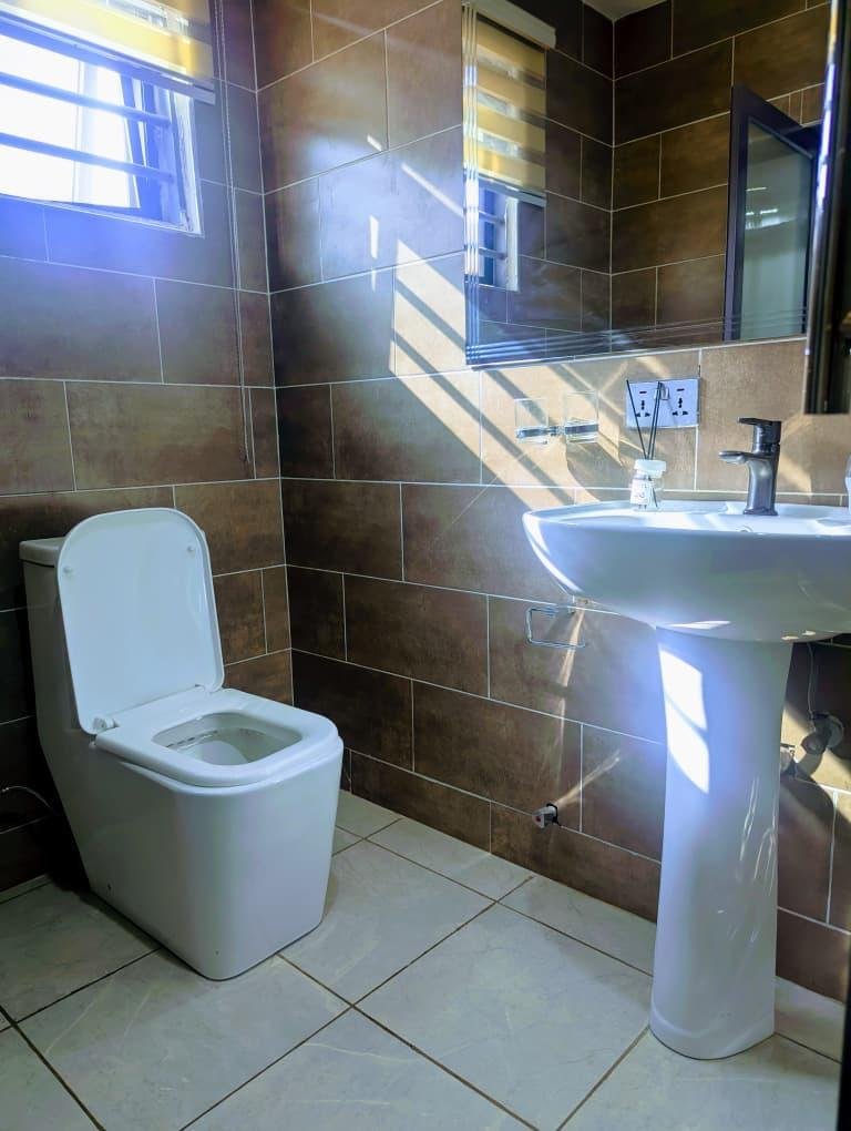 Executive Two Bedroom Fully Furnished Apartment in Lakeside Estate