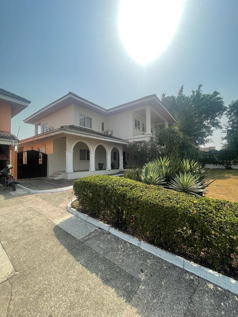 Executive 5 Bedroom House For Sale In Trasacco