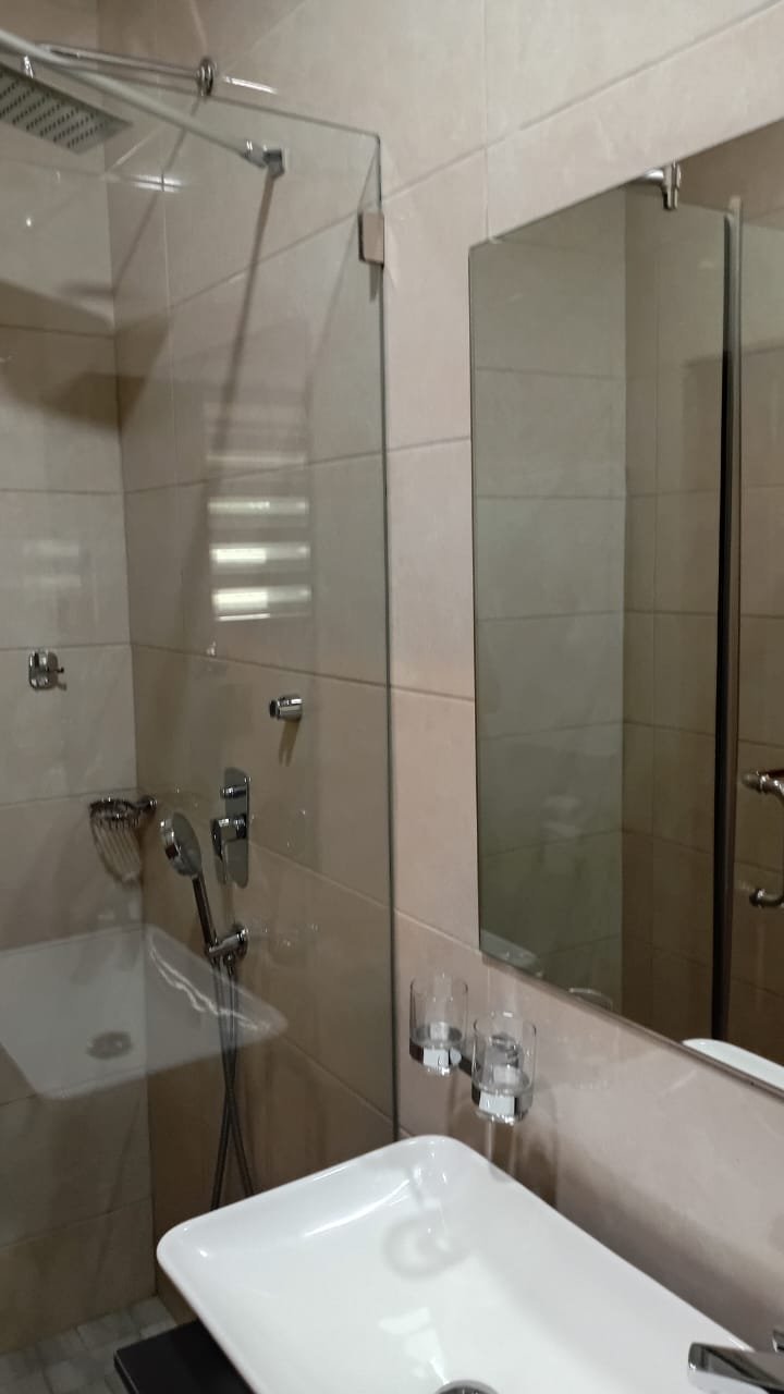 Luxury 4 Bedroom Townhouse for Rent in Accra, Ghana