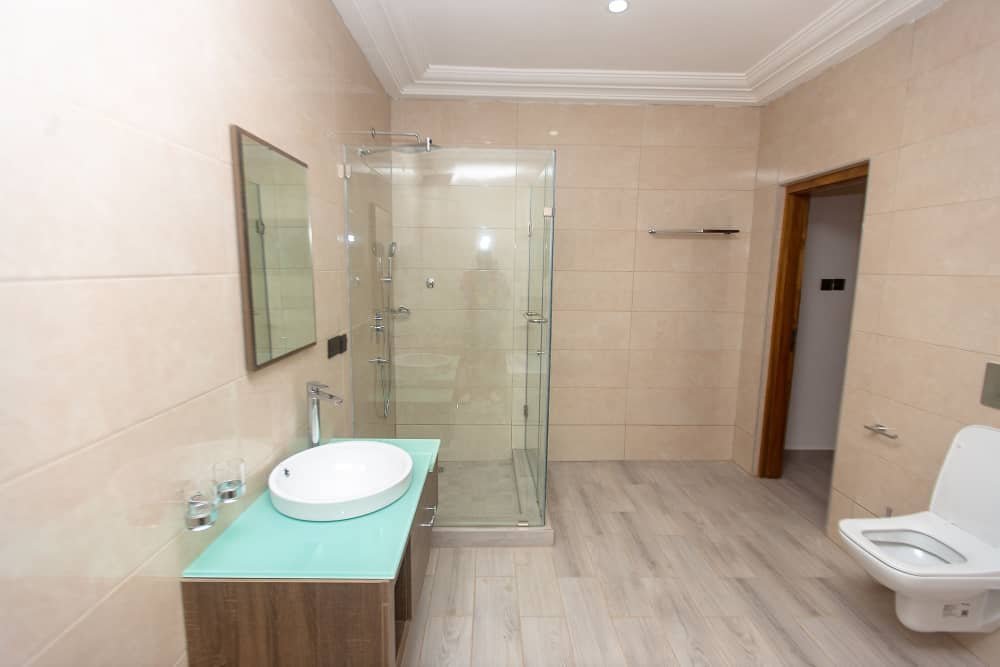 Luxury 4 Bedroom Townhouse for Rent in Accra, Ghana
