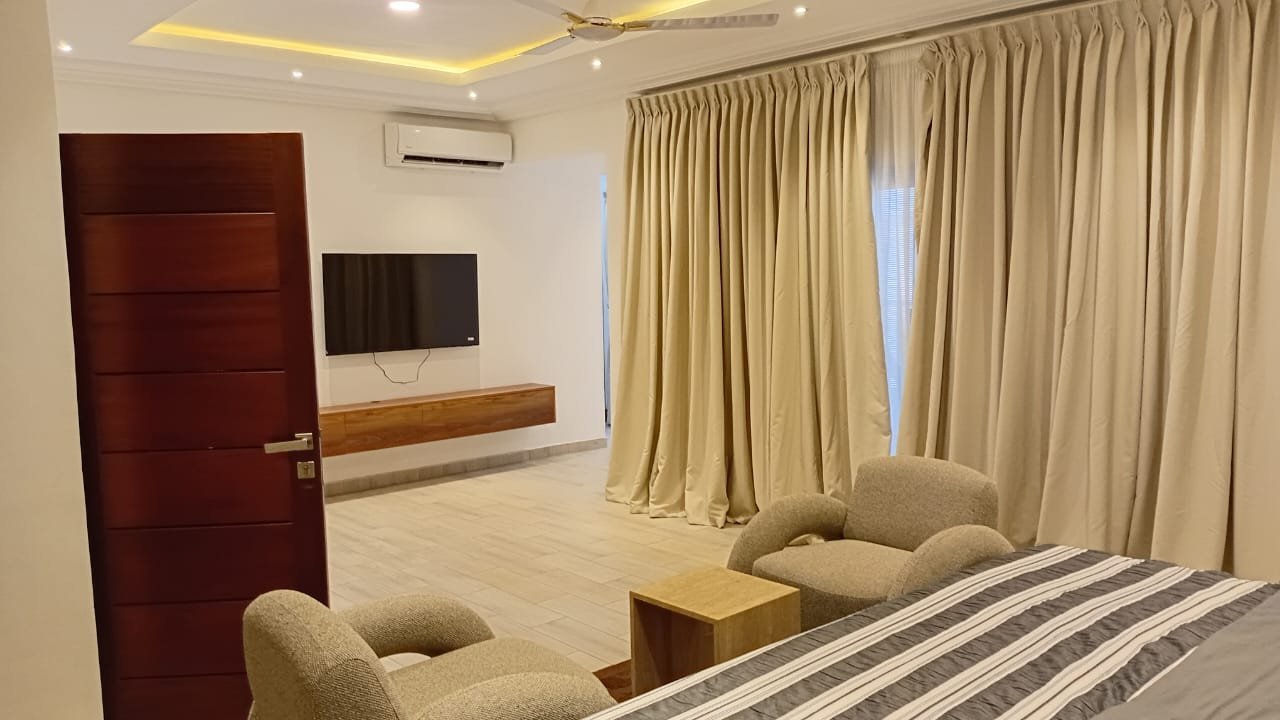 Luxury 4 Bedroom Townhouse for Rent in Accra, Ghana
