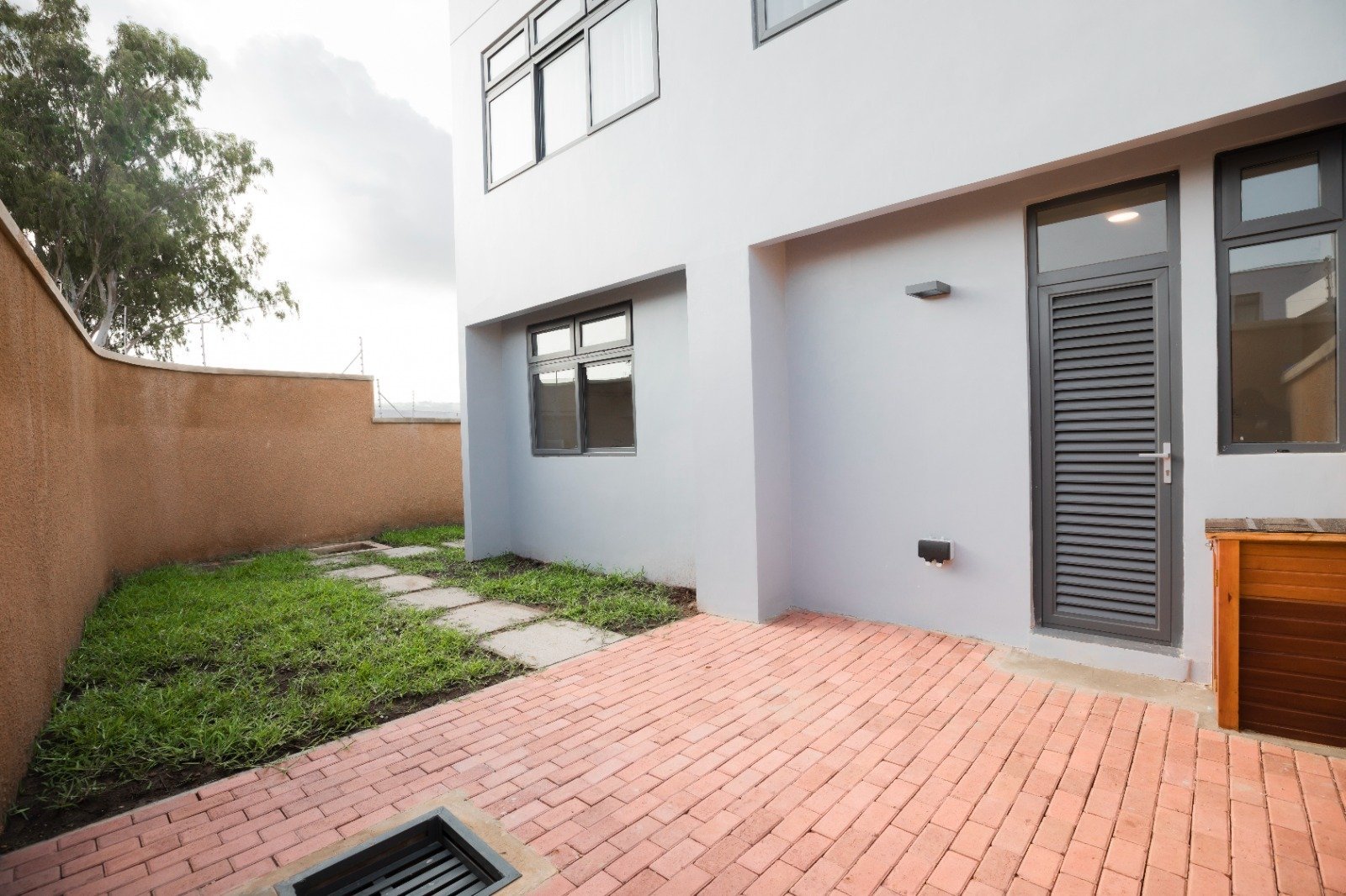3-Bedroom Luxury Townhome for Sale in Ayi Mensah